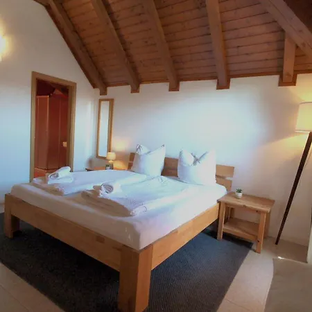 Villa Helena, Venetien, Exklusive Auf Privatinsel Albarella, 4 Bedrooms 8 Personen, 300 M